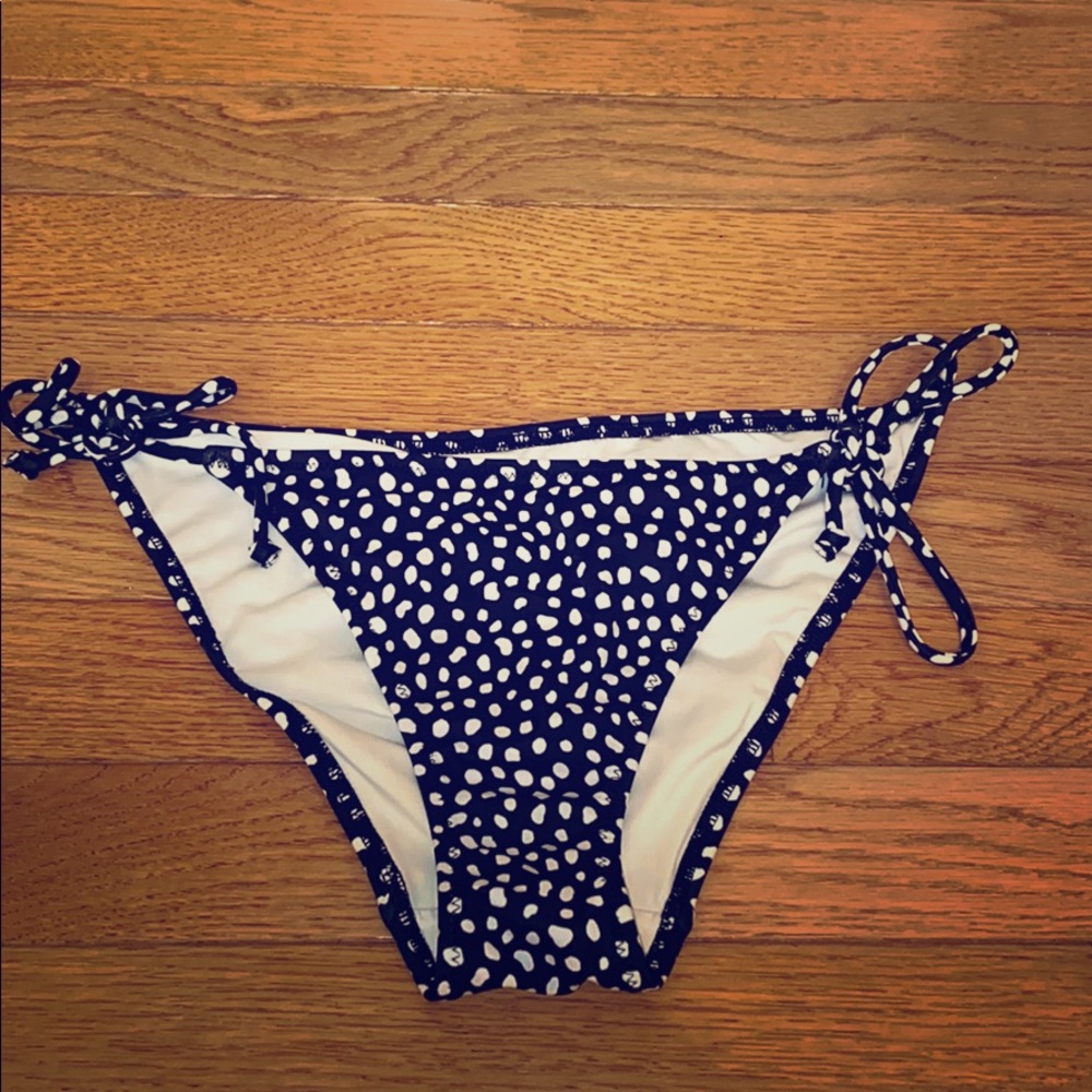 Victoria’s Secret bikini bottom